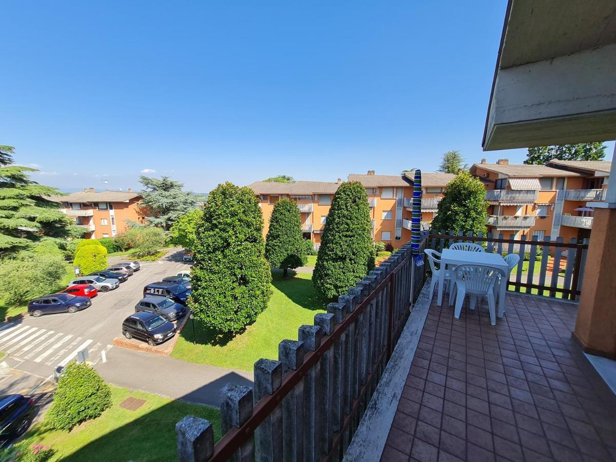 Easy Apartments Peschiera Peschiera del Garda Exterior photo