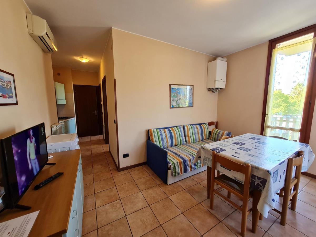 Easy Apartments Peschiera Peschiera del Garda Exterior photo